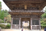 筑波山神社 随神門の様子