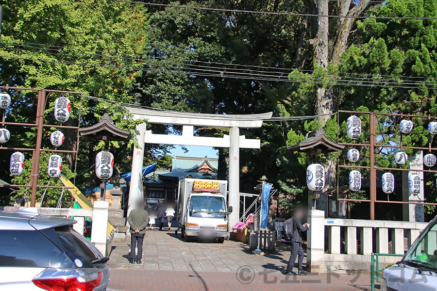 武蔵野八幡宮 境内入口正面の様子